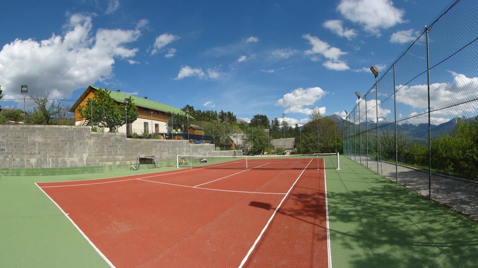 Sport court