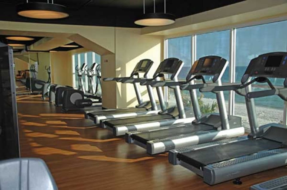 Splash Gym with sea view