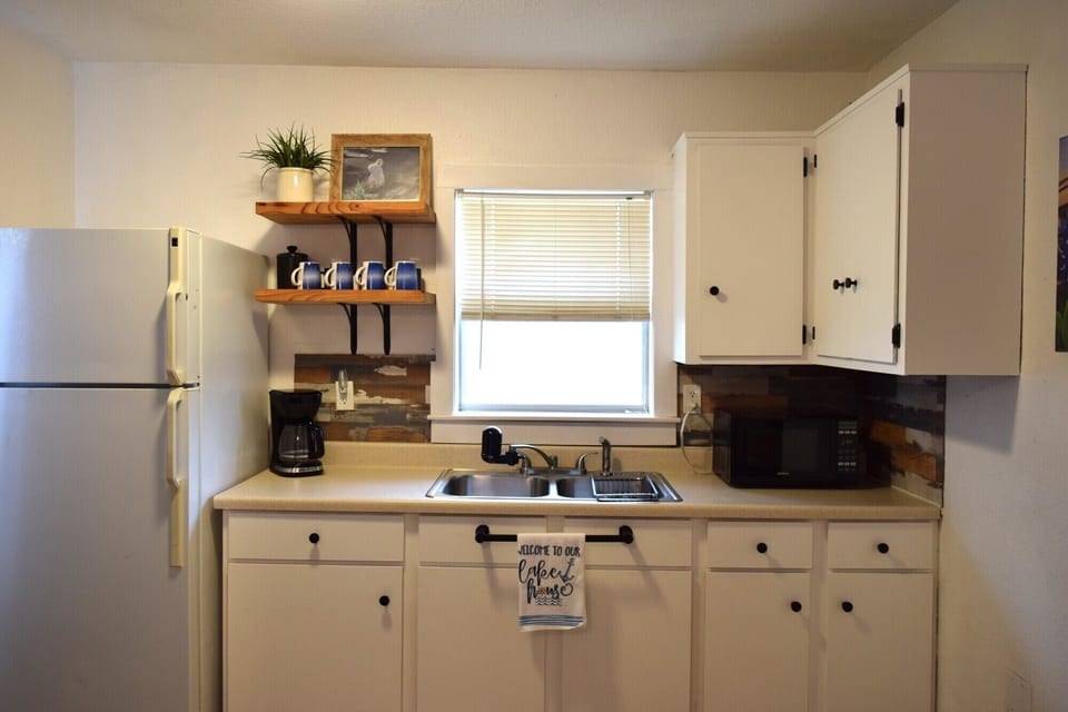 Kitchenette