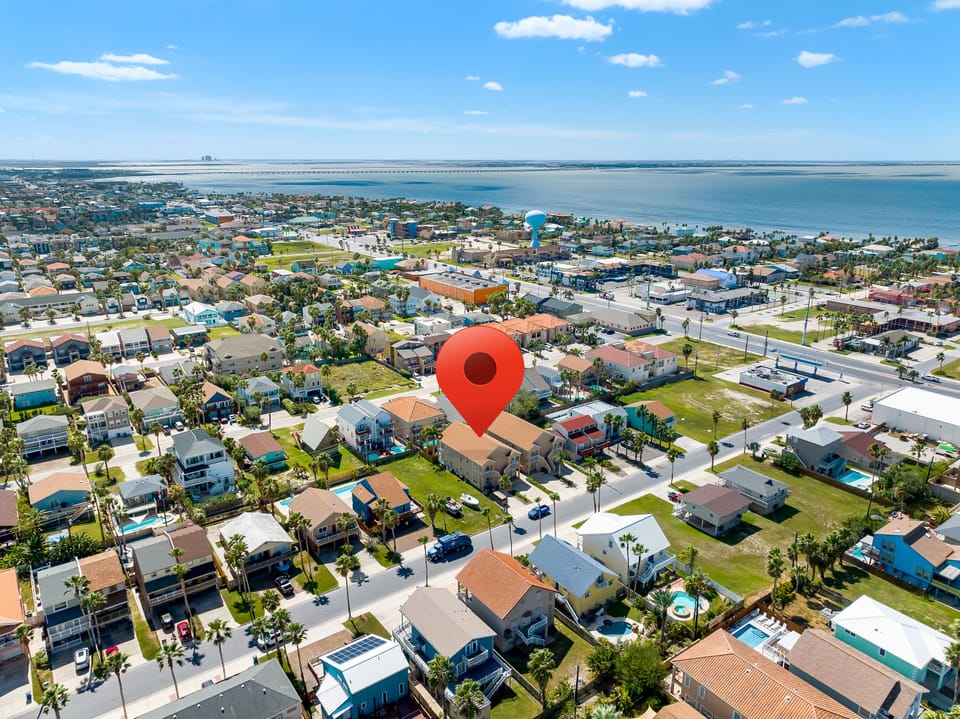 Aqua #4 - 115 E. Hibiscus Street - South Padre Island, TX