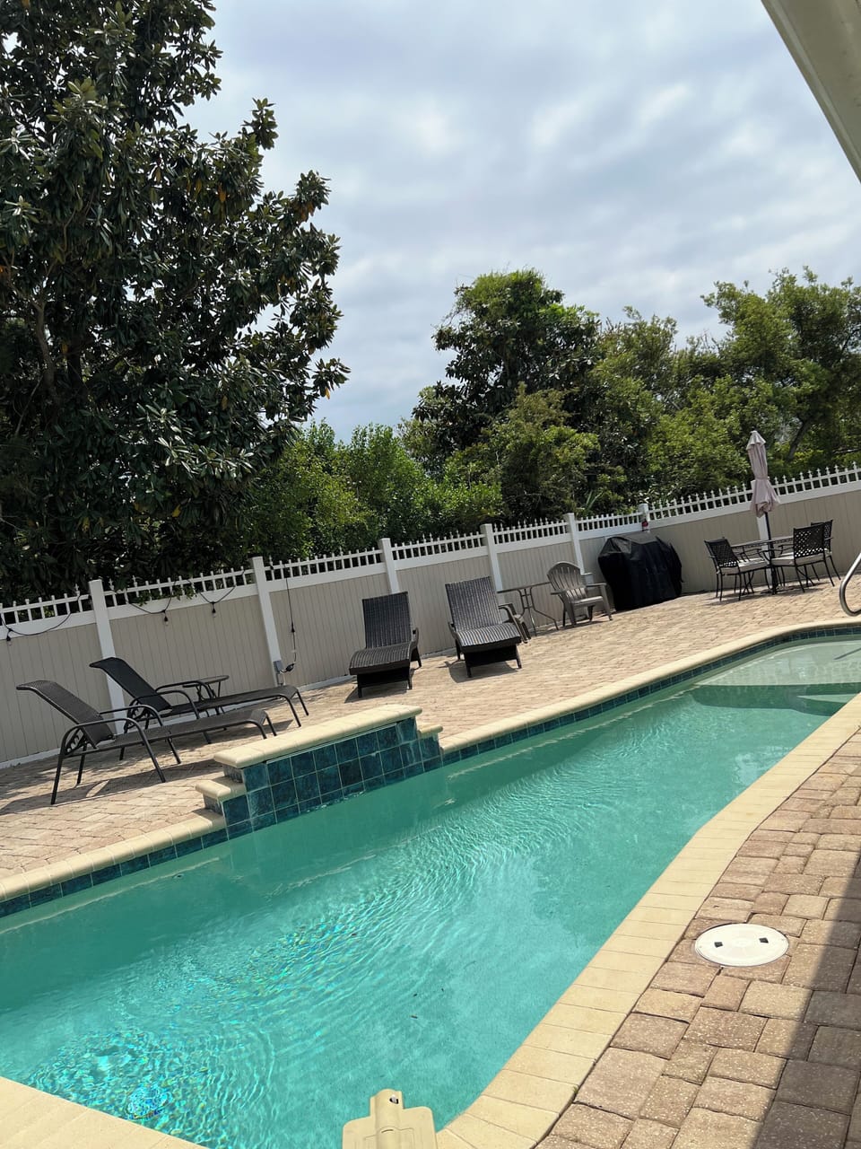 Private Large Swimming Pool with Outdoor Grill. Heating option available.