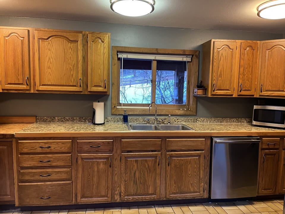 Space for the whole family to cook together
