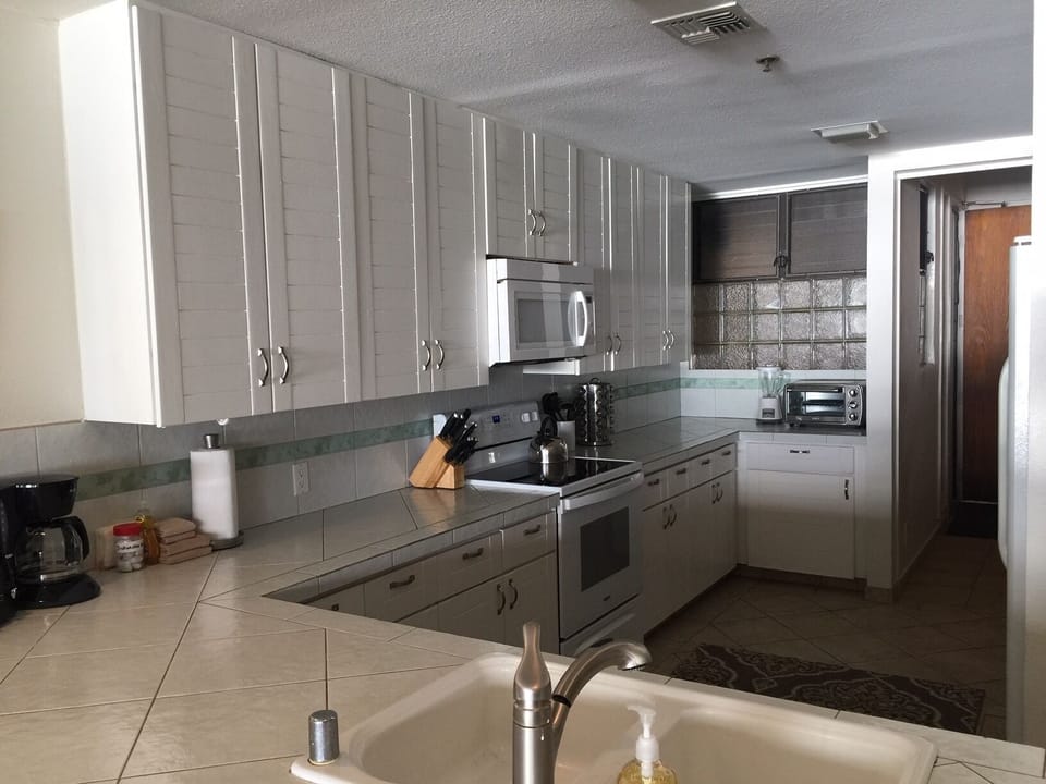We all have the cooking amenities you would have at your home.    