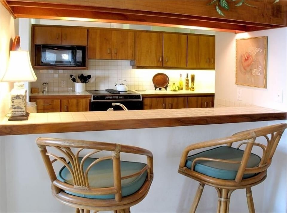 Full Kitchen-Kanaloa at Kona Oceanfront Vacation Condo, Big Island