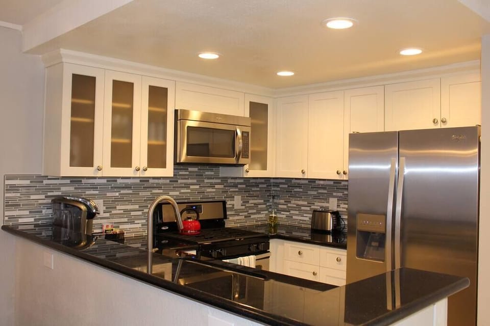Kitchen (1)