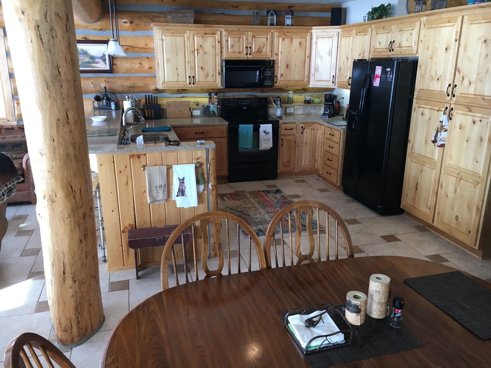 Kitchen/Dining