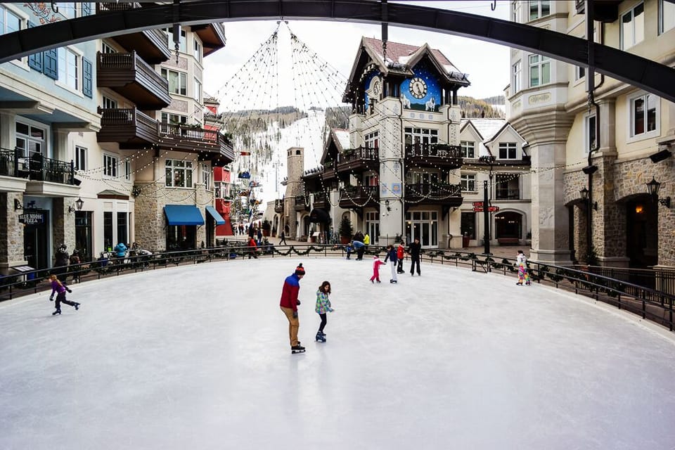 Ice Rink at The Arabelle, 100 yds from front door. Shops and Restaurants galore
