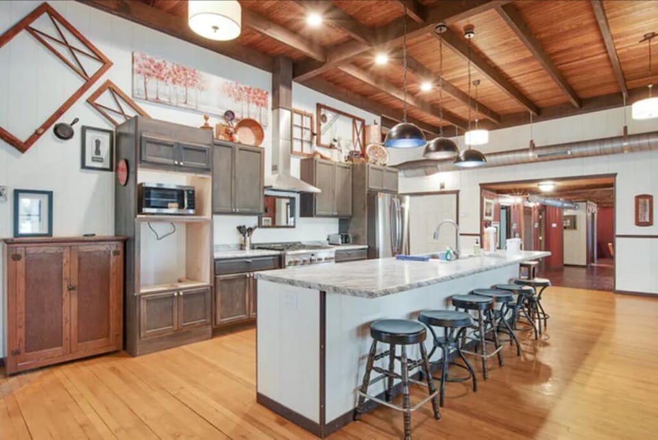 huge island kitchen