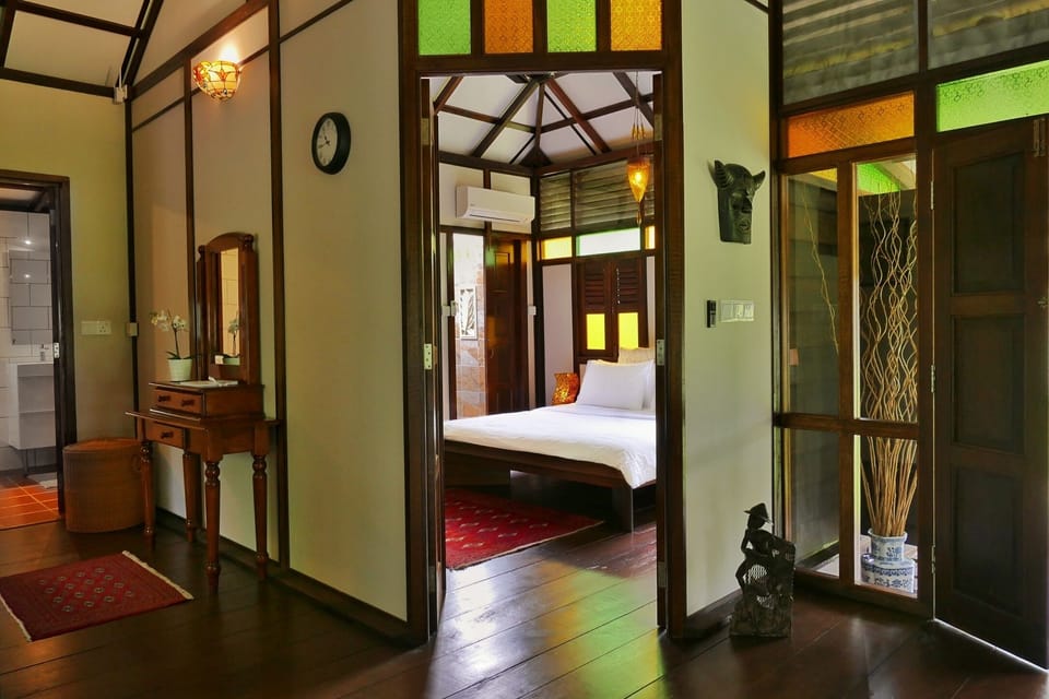 Villa Kayu | Pillowtop beds, in-room safe, individually decorated