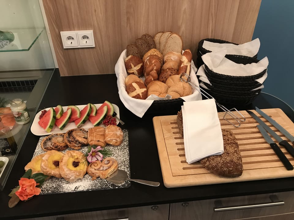 Daily buffet breakfast for a fee