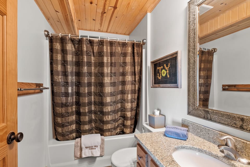 Main floor full bath