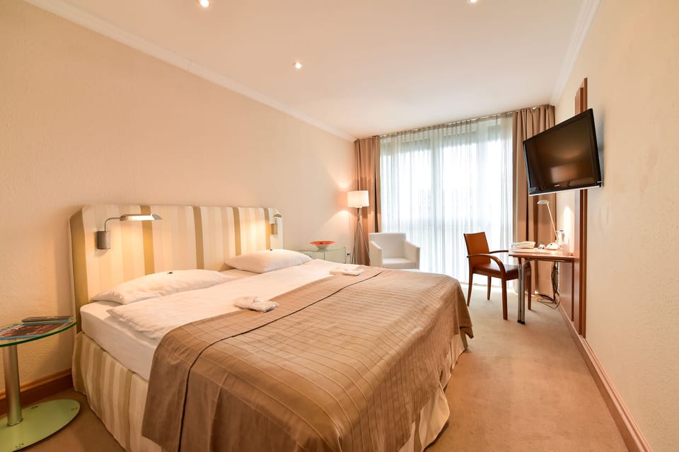 In-room safe, desk, blackout drapes, iron/ironing board (on request)