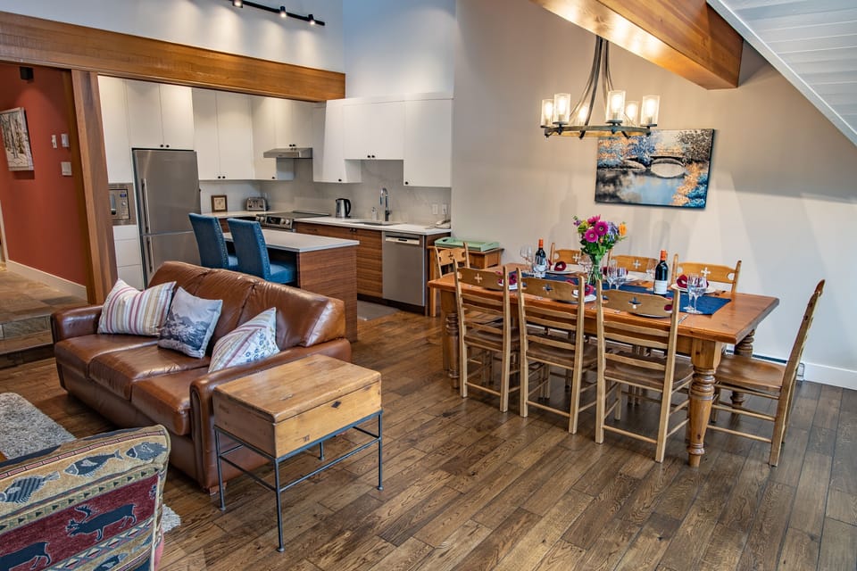 Spacious Kitchen & Living Room