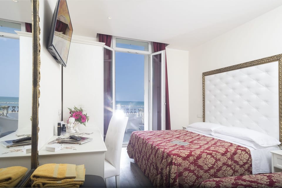 In-room safe, soundproofing, free WiFi, wheelchair access