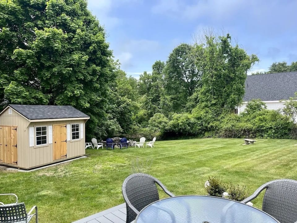 Thomas said in his review "the location was excellent! easy walking distance to town and beach. backyard was large and great for larger groups."