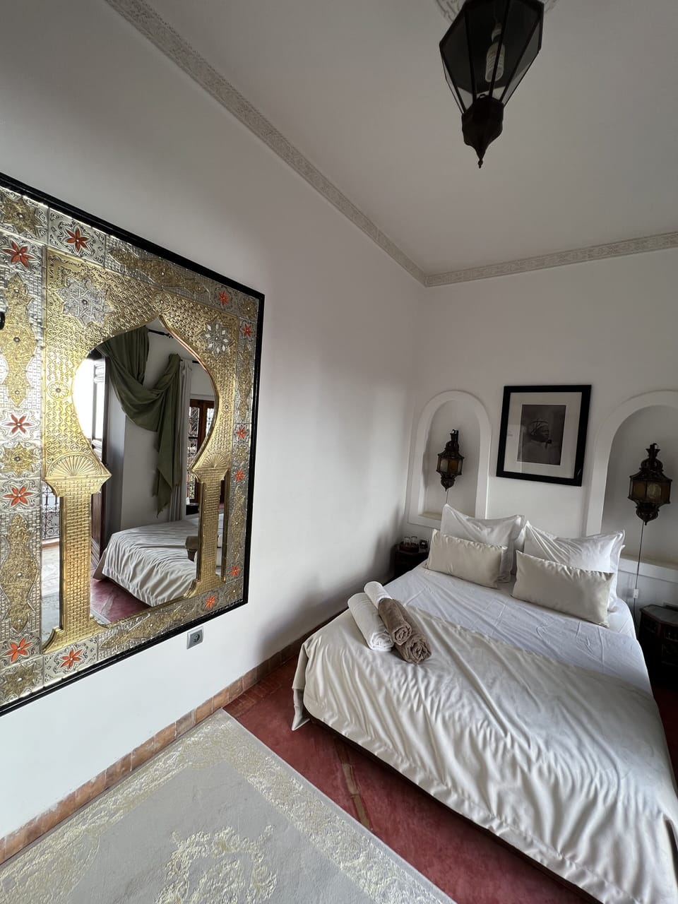 Chambre Classique (la Fqih) | Individually decorated, blackout drapes, soundproofing