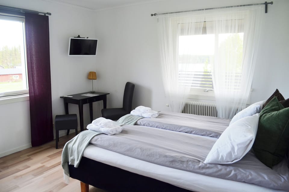 Twin Room (Top Floor) | Individually decorated, desk, free WiFi, bed sheets