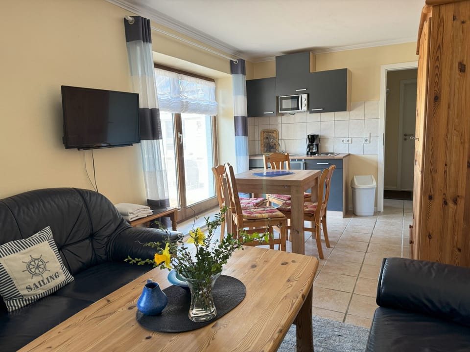 Apartment (Ground Floor) | Private kitchen | Stovetop