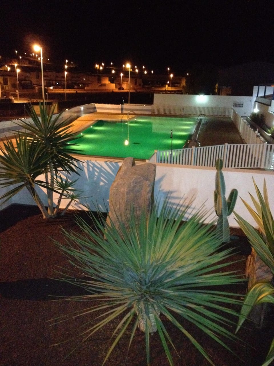 Subtle lighting that lights up the complex in the evening.