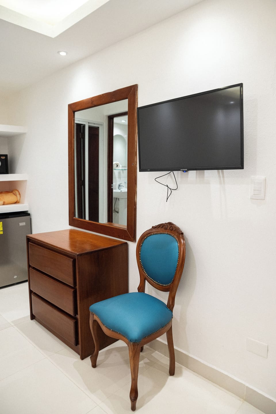 Quadruple Room, 2 Bedrooms | In-room safe, individually decorated, individually furnished, desk