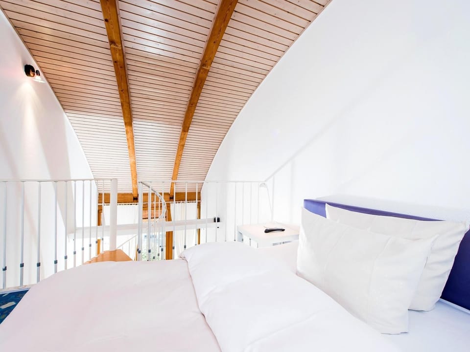 Studio | Hypo-allergenic bedding, iron/ironing board, free WiFi, bed sheets