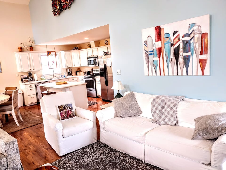 2nd sofa with 2nd swivel chair