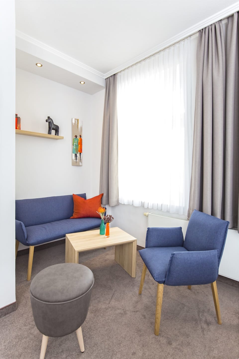 Double Room | In-room safe, individually decorated, individually furnished, desk