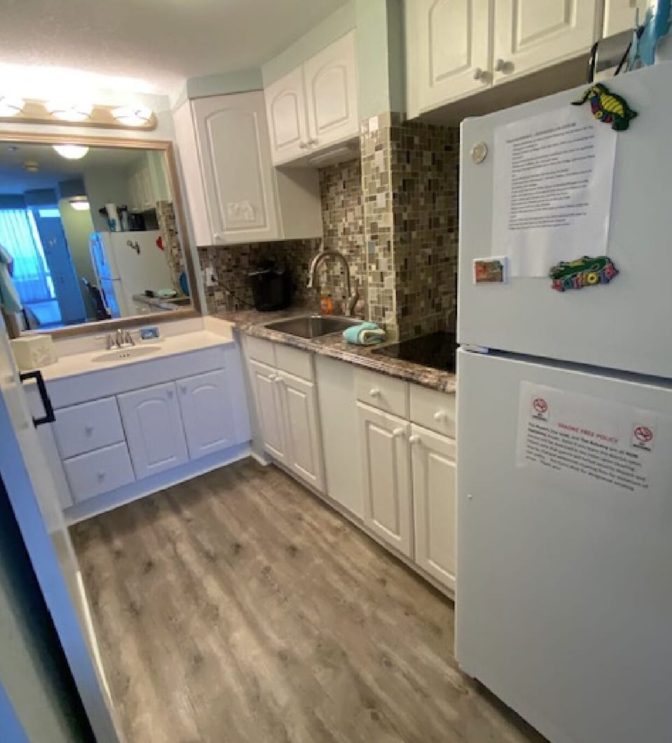Kitchenette