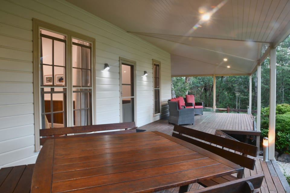 Outdoor seating for 8