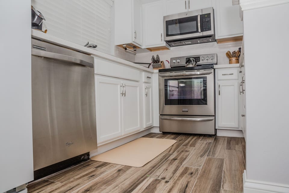 Keurig and anti-fatigue comfort mat are nice additions to the kitchen