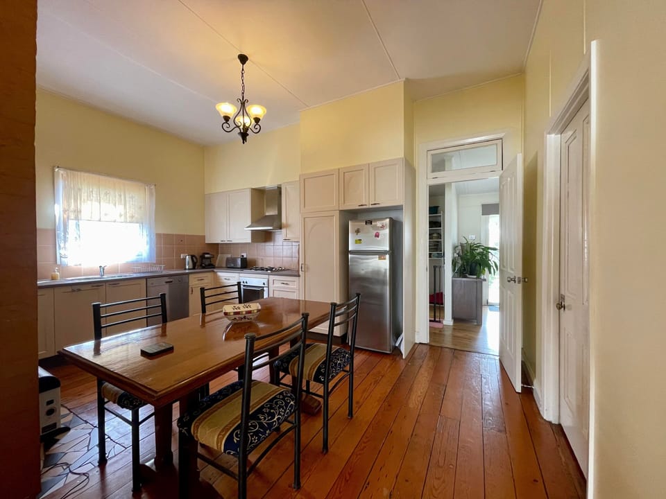 Fully equipped eat in kitchen