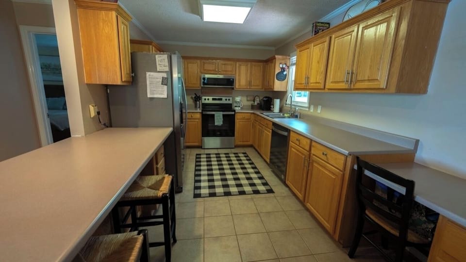 Kitchen that includes just about everything you need for cooking 