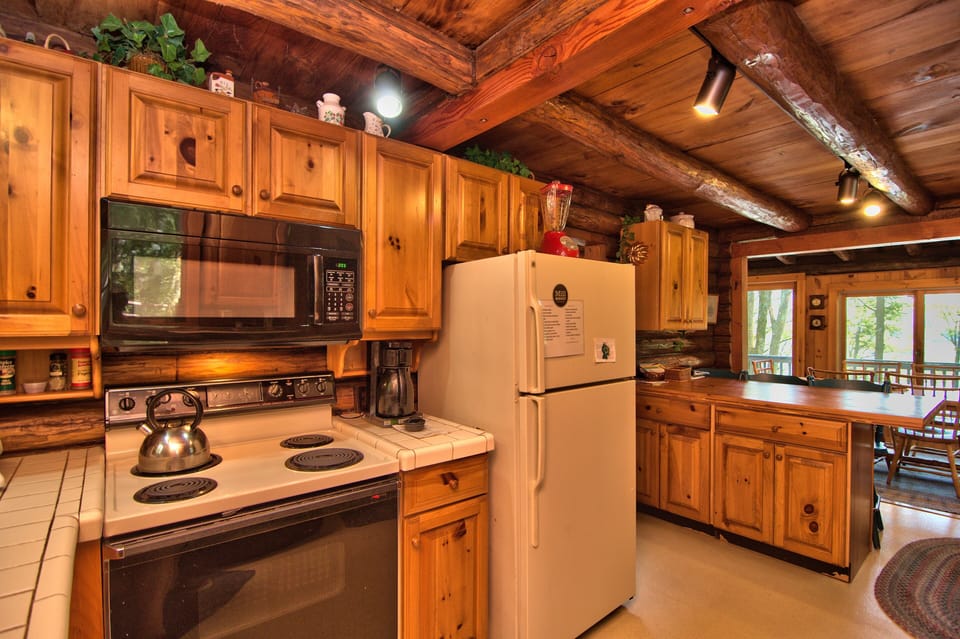 Spacious Kitchen