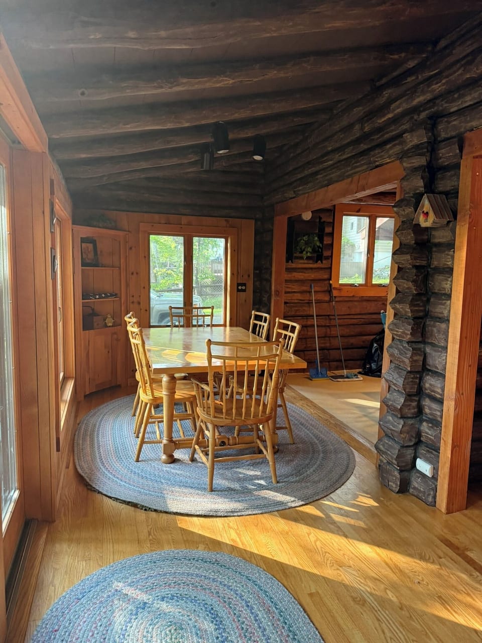 Dining Room table seating 6