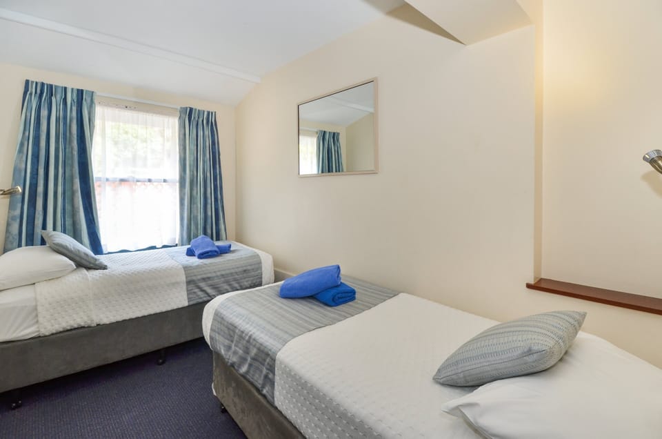 3Bedroombed4