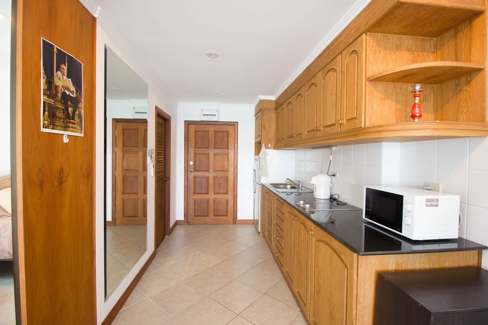 View Talay 5C studio condo 115     