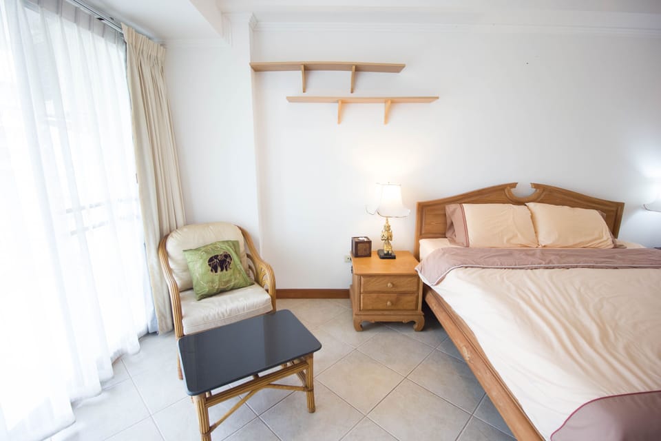 View Talay 5C studio condo 115     