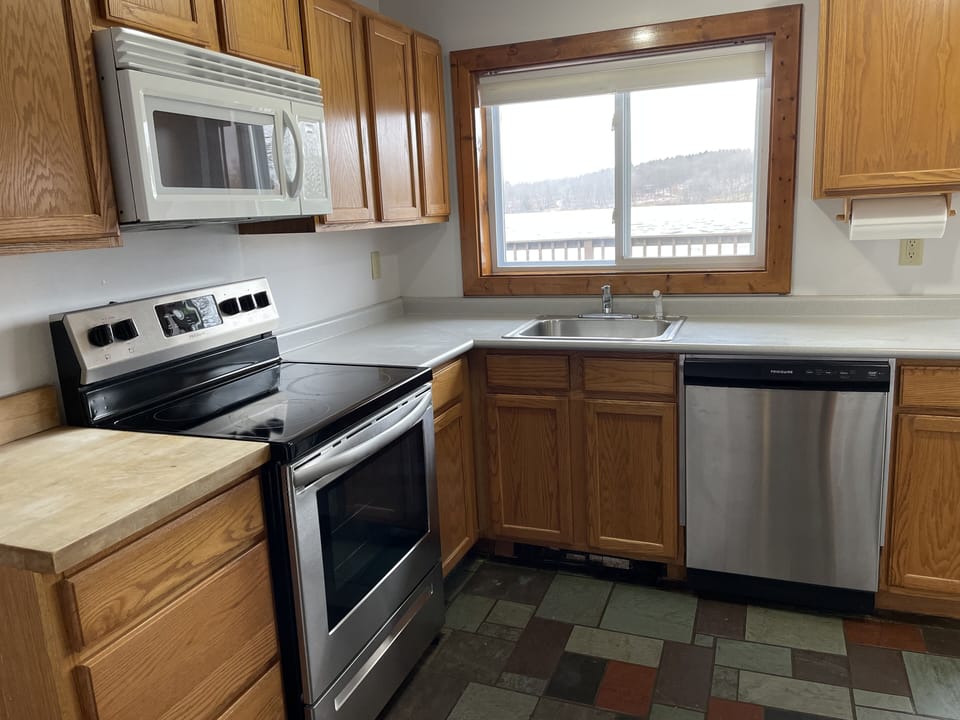 Kitchen (3 of 4)