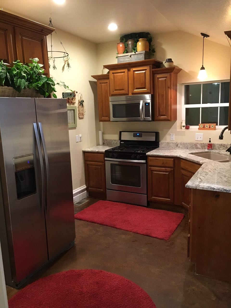 All new kitchen stalked with basic cookware.