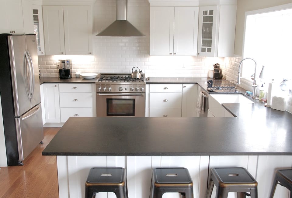 Newly Renovated Chef's Kitchen - Professional Thermador Stove