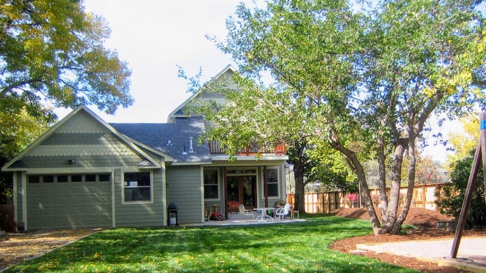 Rear Yard 1