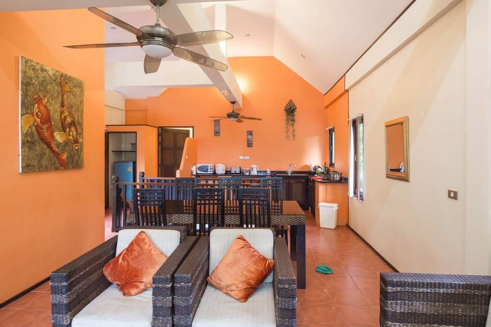 3BR Seafront BayView Villa - Koh Phangan