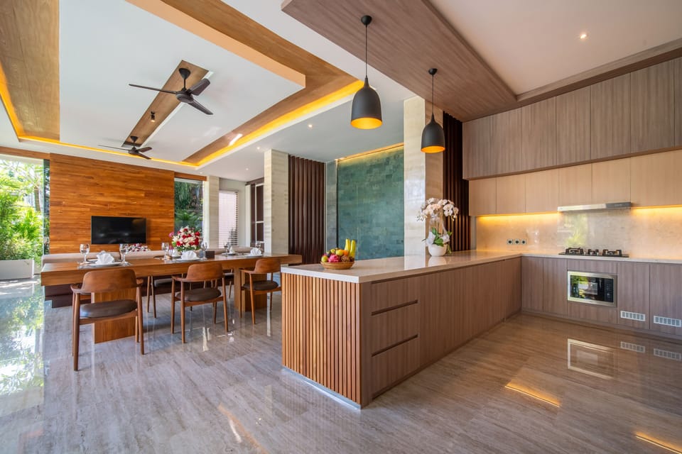 dining and kitchen room