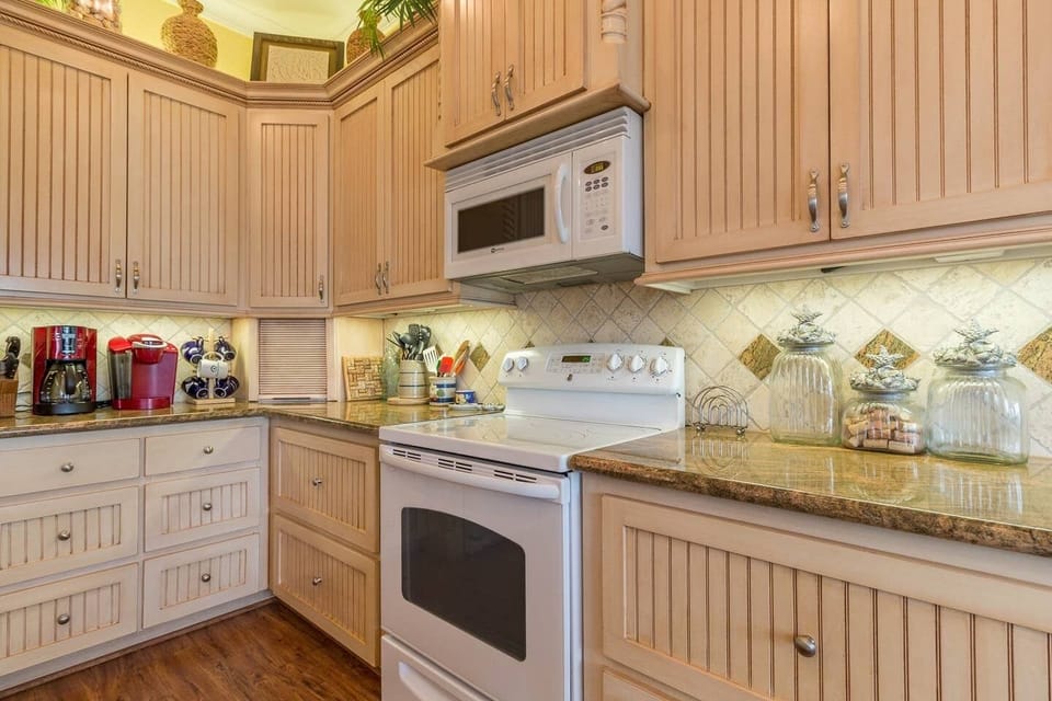 Kitchen offers Updated Appliances and Granite Countertops