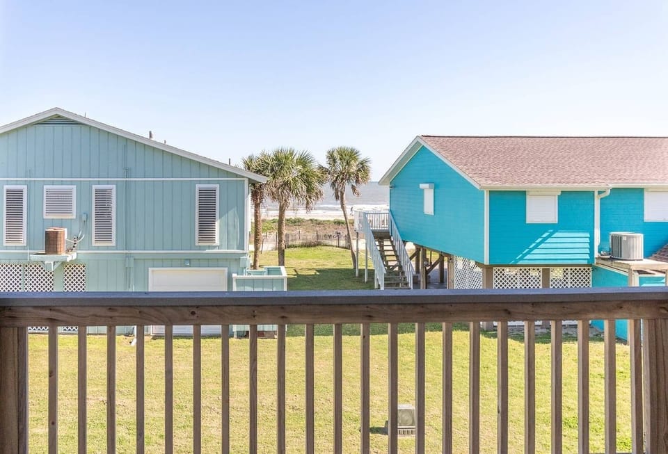 Main Balcony with View of Gulf Between Houses