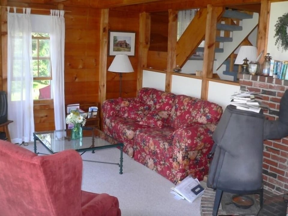 Living Room View 2 - In the background are the stairs to the 2 bedrooms above
