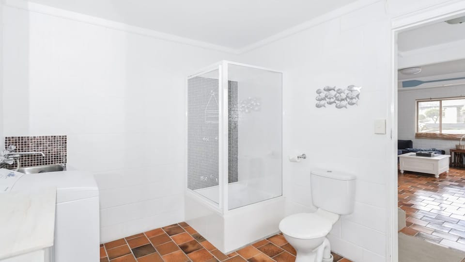 Bathroom downstairs 