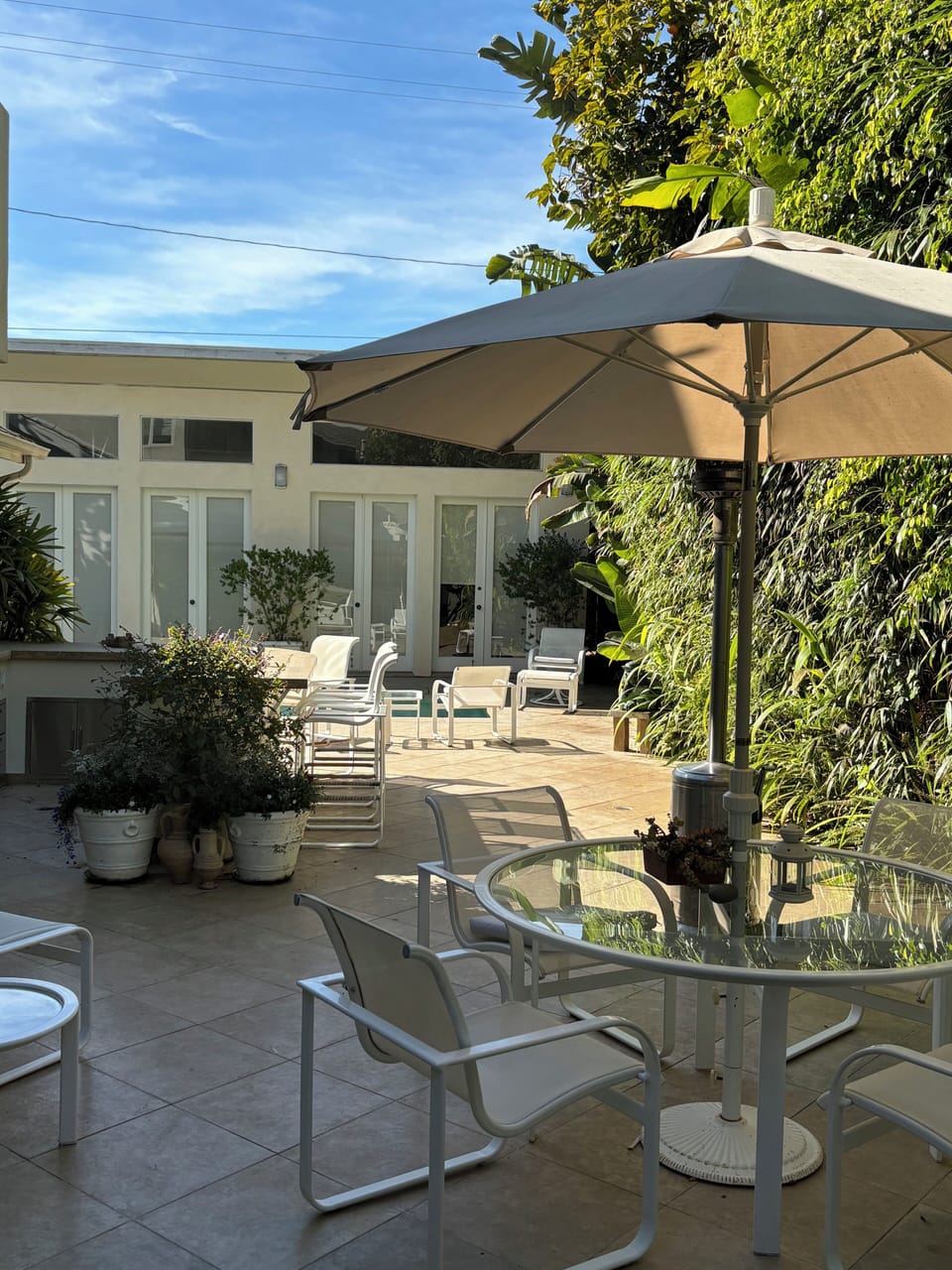 Outdoor dining
