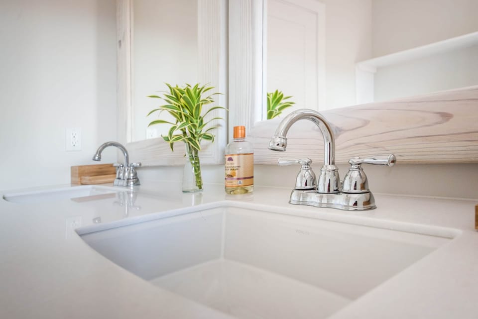 Bathroom (3)