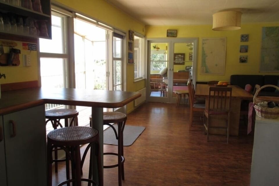 View through from kitchen